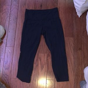 Navy blue athlete leggings